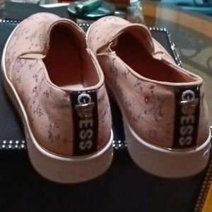 Women's Guess gym shoes new